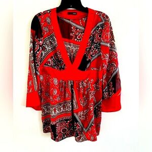 Red multi colored kimono style blouse with flare sleeves size M